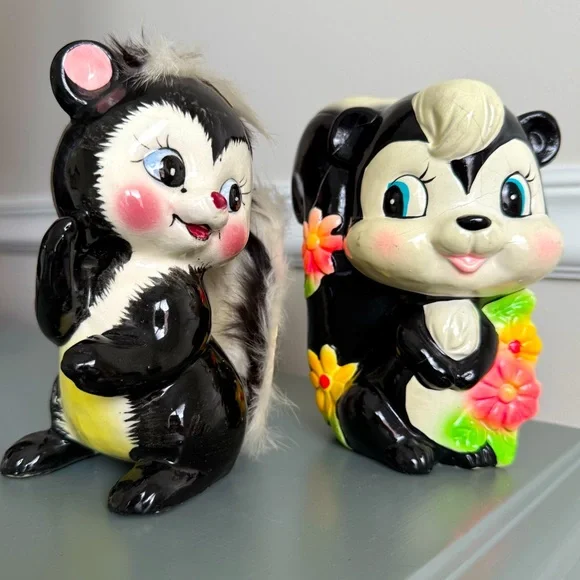 Set of 2 antique skunk banks - Picture 1 of 15